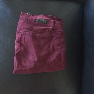 RSG skinny jeans// burgundy